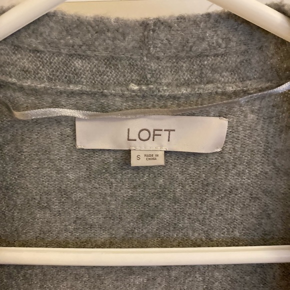 Loft gray cardigan sweater - Picture 3 of 5
